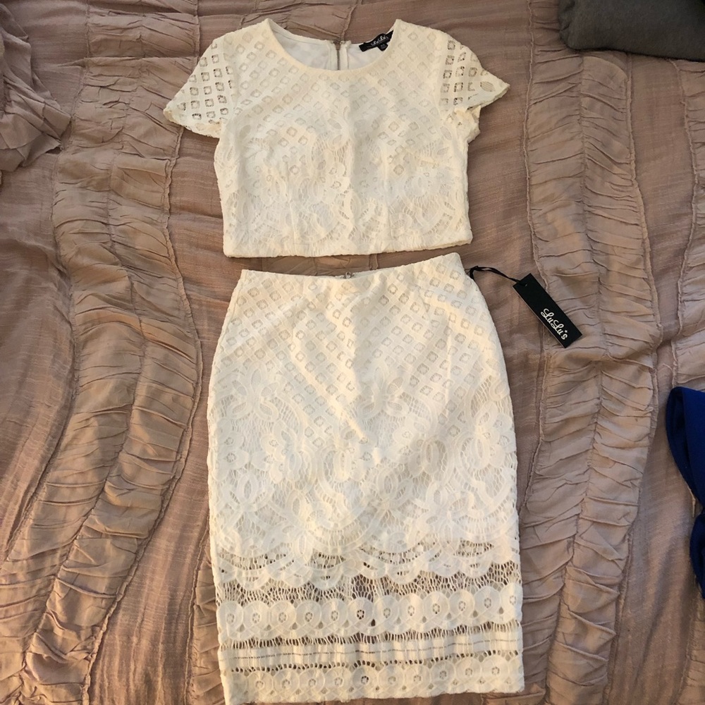 Two piece white lace set